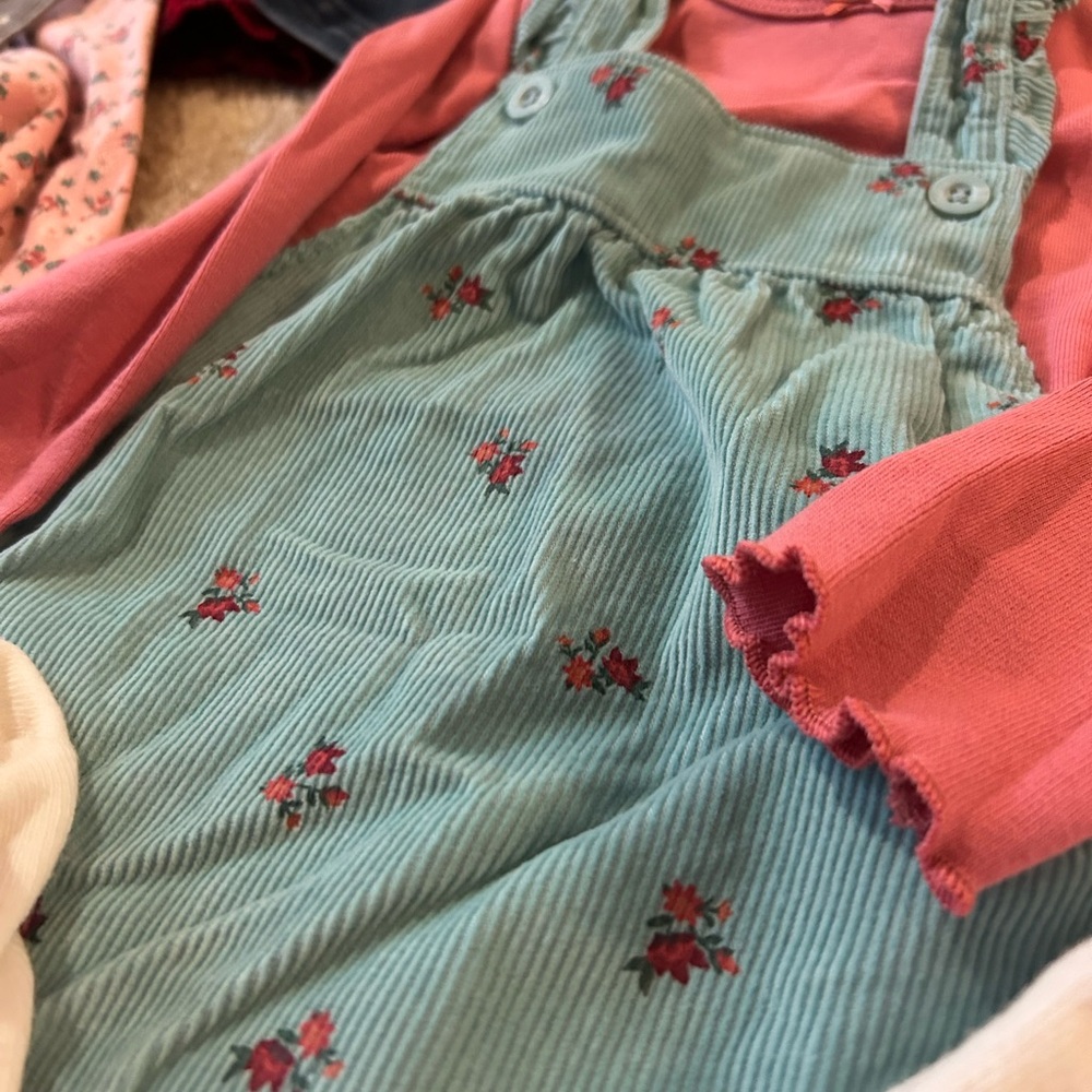 Carter’s Girls Dress Set Bundle - Picture 5 of 5